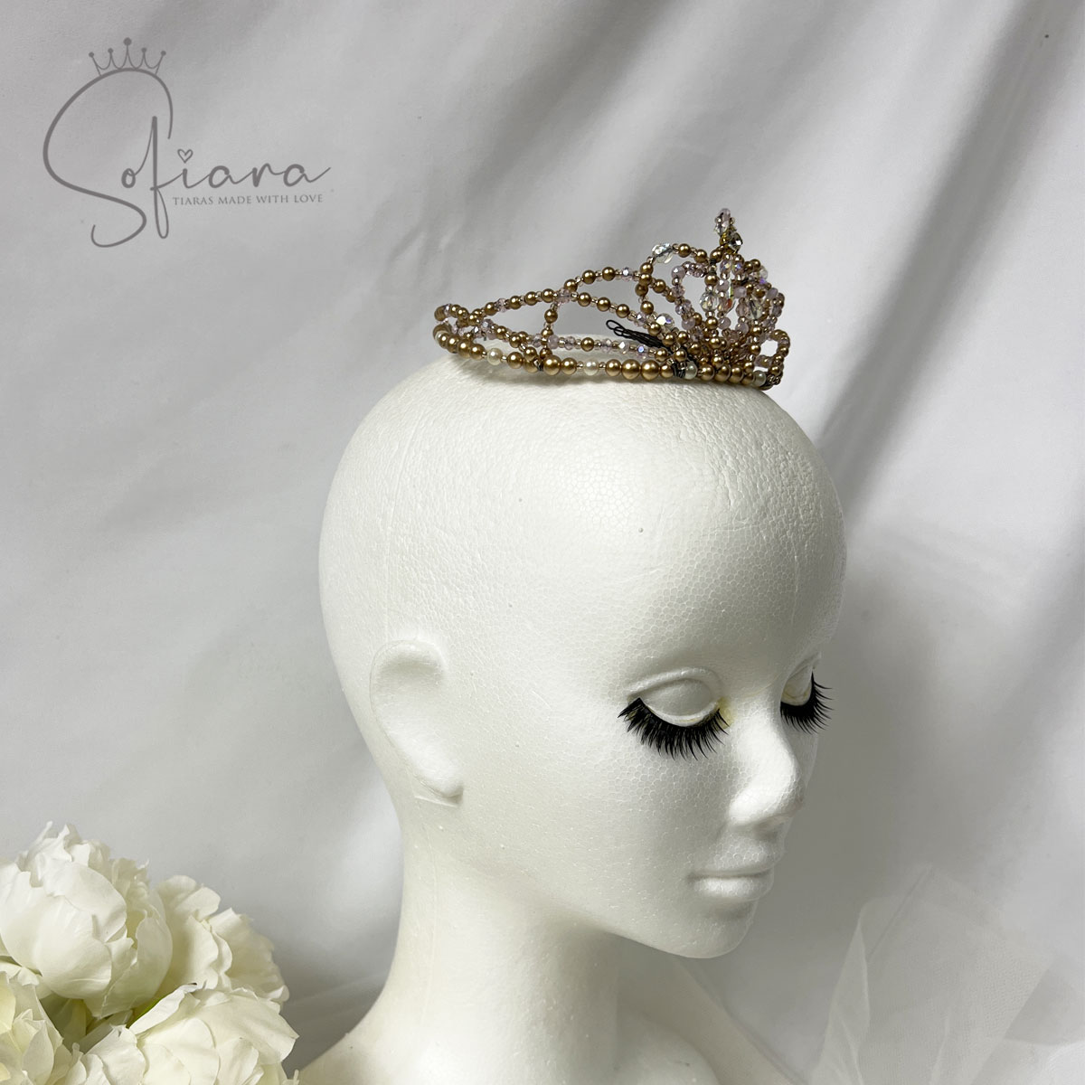 Heart Motif Tiara - Image 3