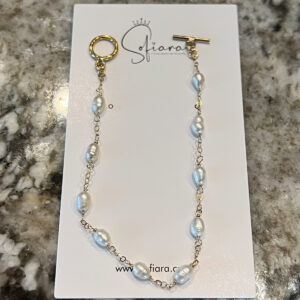 pearl bracelet